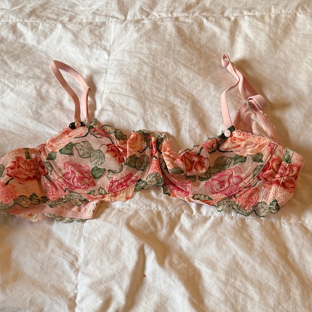 Floral Lace Demi Underwire Bra - 36B